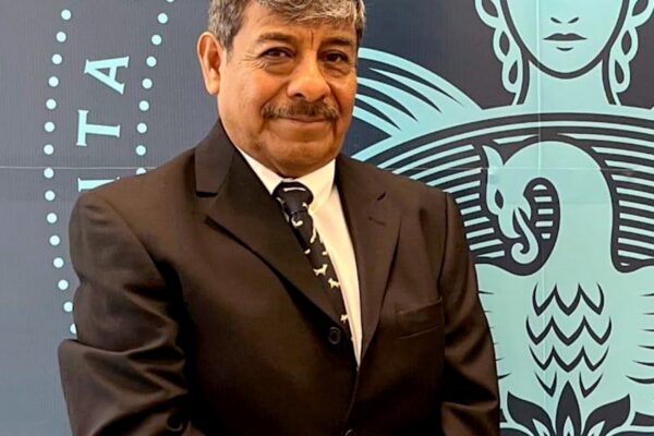 Estudiar en la BUAP a mis 72 años es un sueño: alumno de Ciencias Políticas