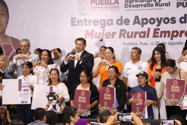 Laura Artemisa reconoce liderazgo de la mujer rural
