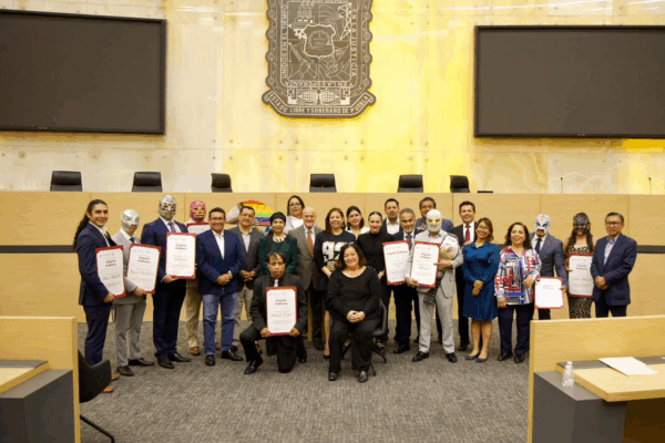 Congreso exhorta a SEP a garantizar inclusión y sostenibilidad escolar